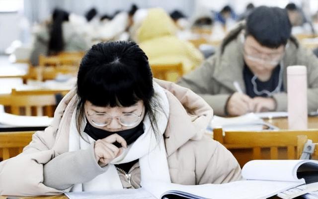 英语在线教口语_英语教资口语课_英语口语教考平台