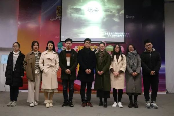 传染性湿疹样皮炎 专业_商务英语专业怎么样_商务英语专业八级样卷