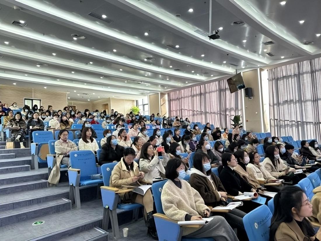 英语教师研修培训总结_江西教师教育网研修总结_英语教师素养培训总结