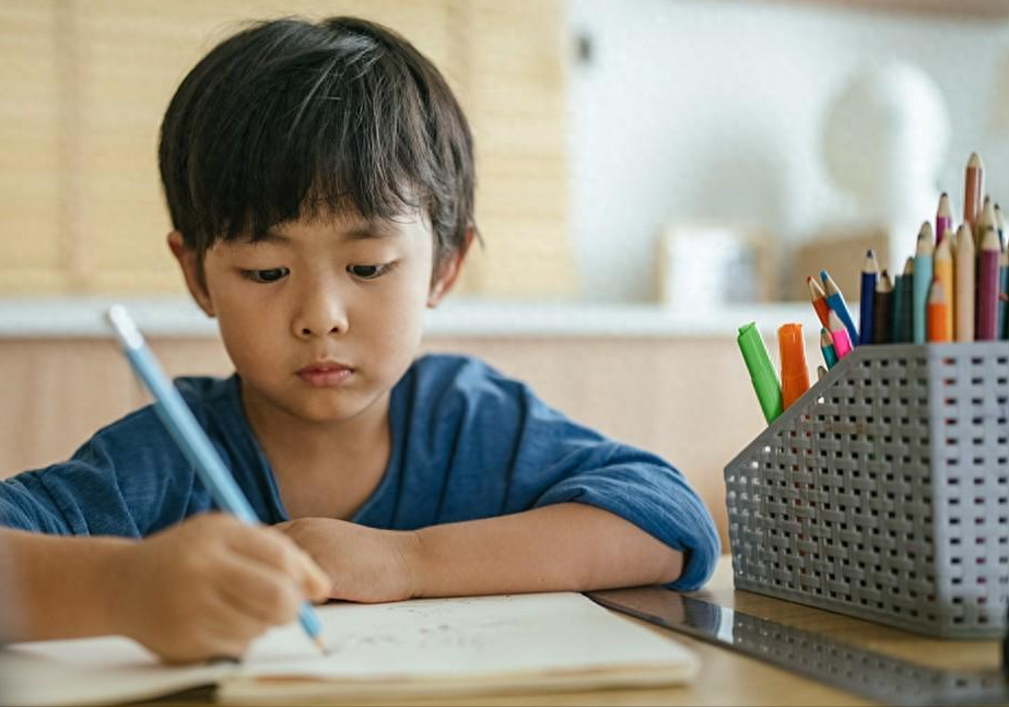 孩子学英语怎么开始_开始英语学孩子学什么好_孩子刚开始学英语
