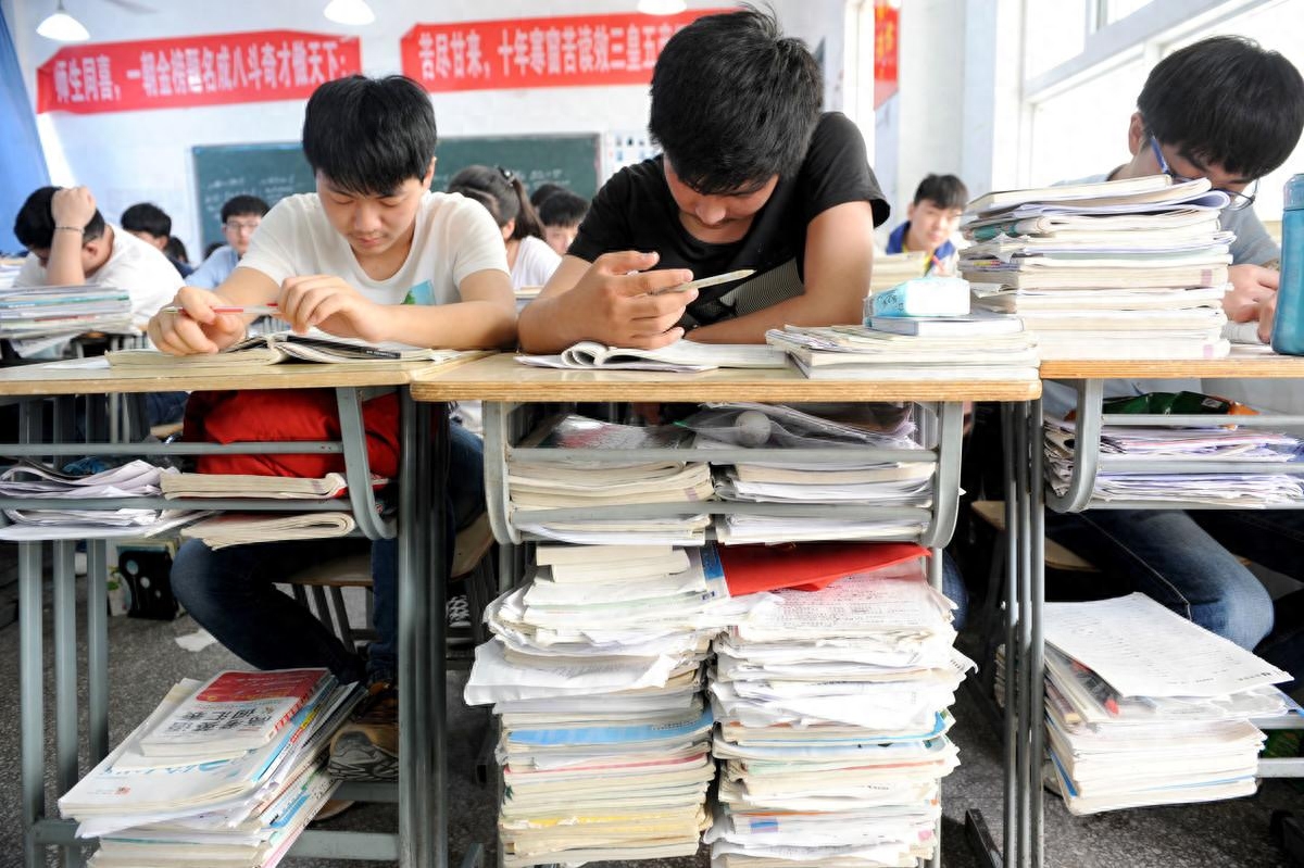 开始英语学孩子学什么好_孩子学英语怎么开始_孩子刚开始学英语
