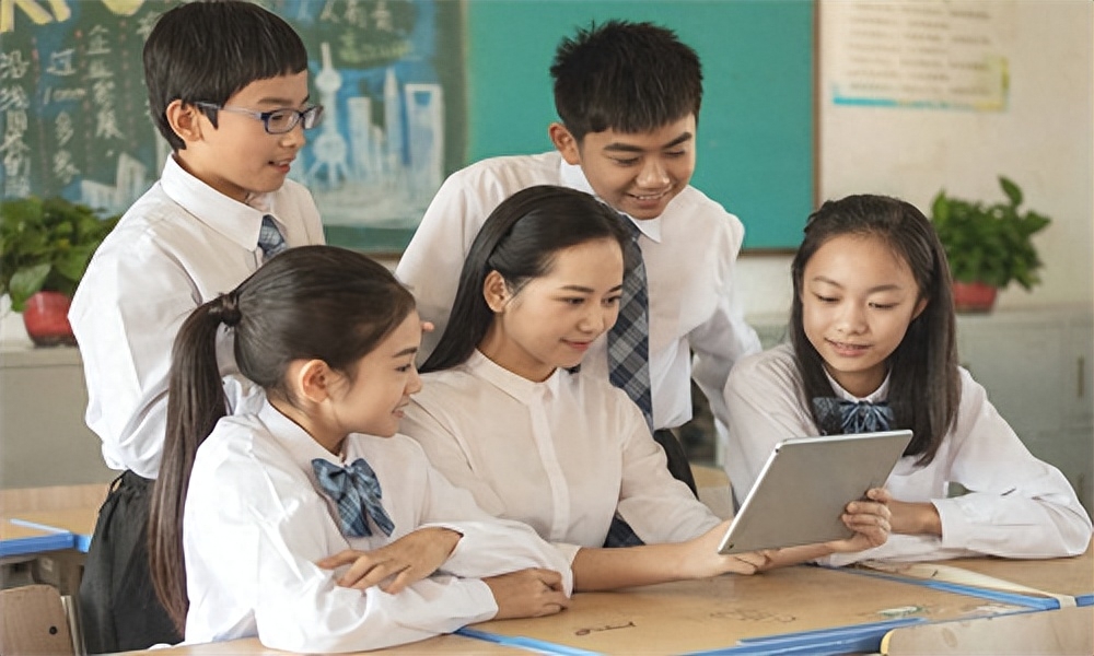 英语基础学起_零基础怎么学英语二_英语基础学法语难吗