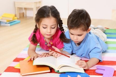 三个孩子英语_英语孩子几岁学最合适_英语孩子的复数怎么写