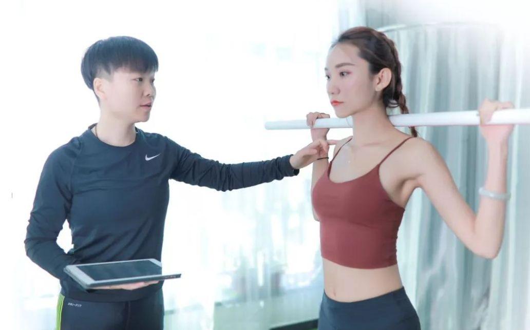 家教上门服务怎么收费的_上门家教的价格_找家教一对一上门服务去哪里找