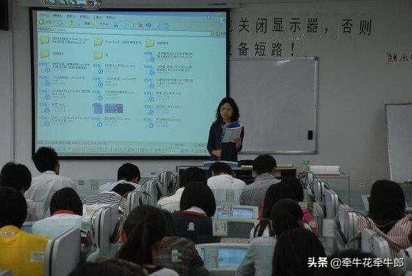 大学英语六级考试考什么_大学英语四六级考试_六级考试英语大学有要求吗