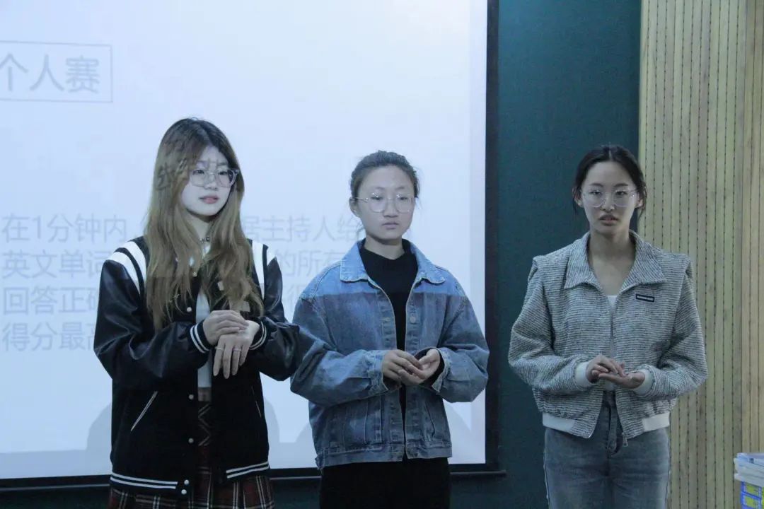 商务英语基础词汇_词汇商务英语基础教程_词汇商务英语基础教程