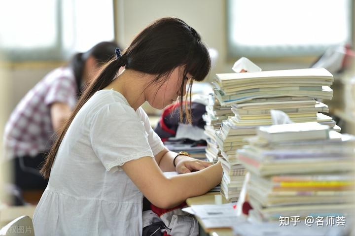 背英语读音_背读英语_背英语读出来会记得更牢吗