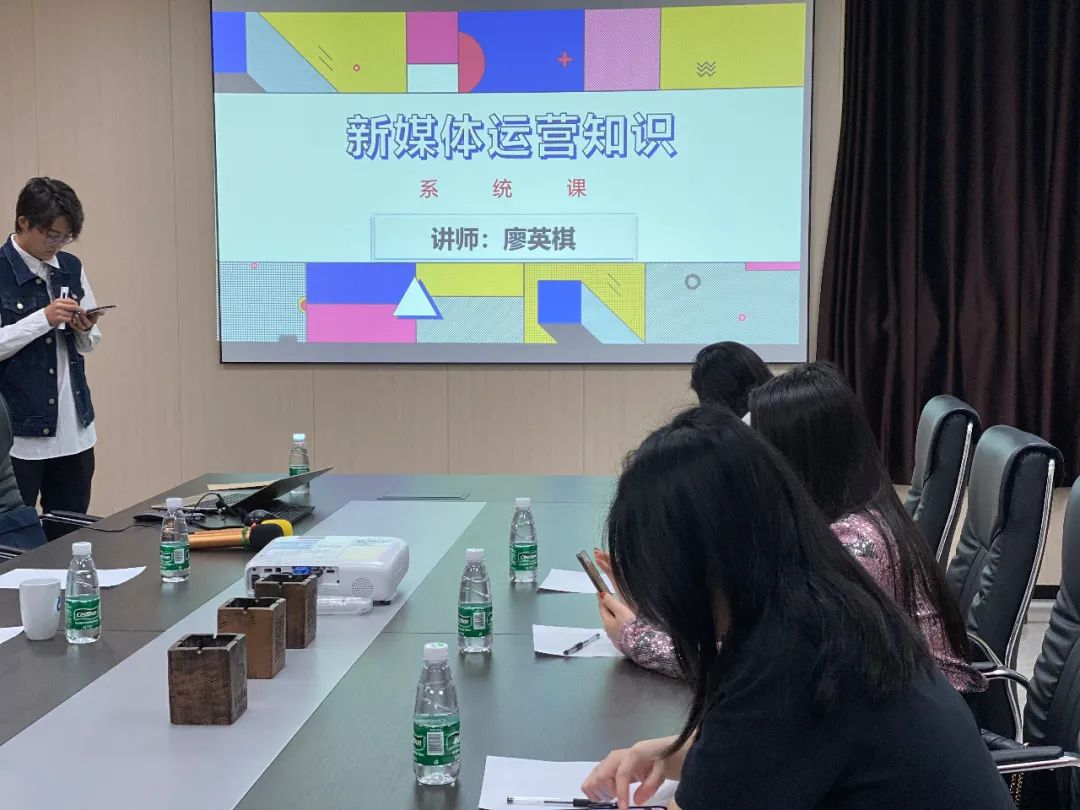 抖音运营培训机构_抖音运营培训全套教程官方_抖音运营培训学校