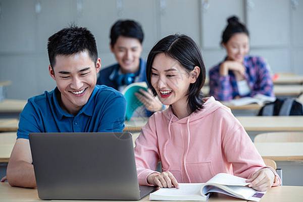 家教英语老师怎么收费_英语老师一对一家教多少钱_英语家教老师用英语怎么说