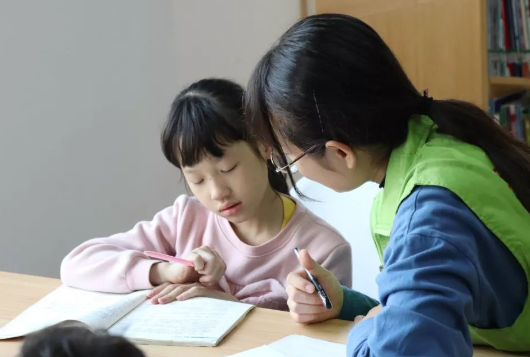 英语家教老师用英语怎么说_家教英语老师怎么收费_英语老师一对一家教多少钱