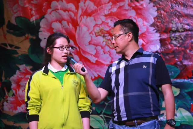 疯狂英语李阳学英语经历_疯狂英语李阳学校演讲背景音乐_疯狂李阳学英语