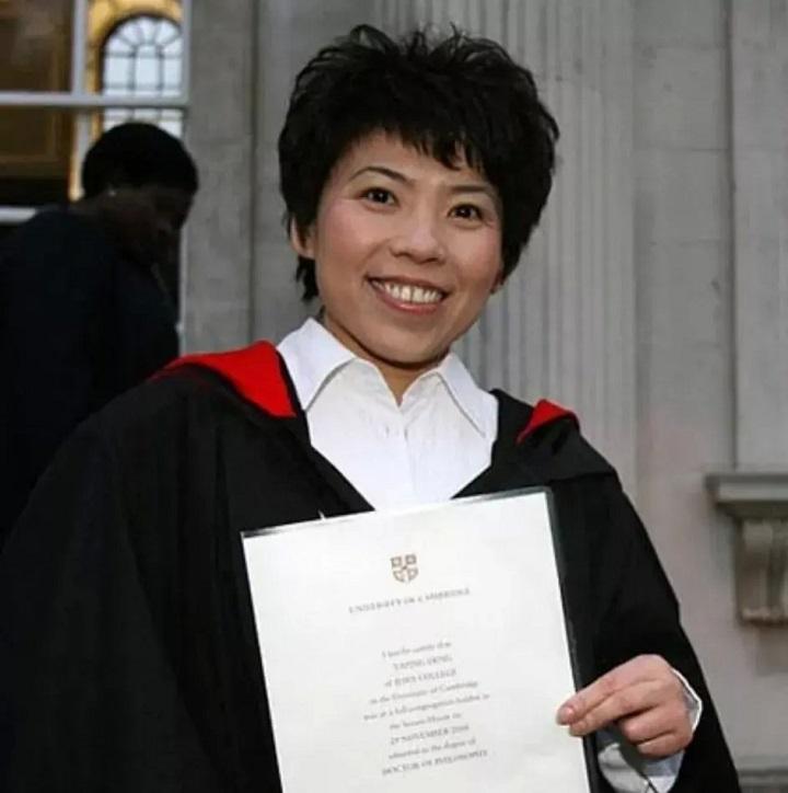 邓亚萍学英语_邓亚萍如何学英语_邓亚萍讲英语视频