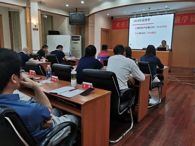 漯河英语培训班哪个好_培训漯河英语班好吗多少钱_漯河比较有名英语的辅导机构