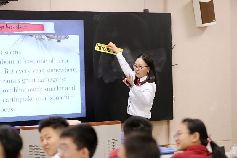 玻璃心的孩子怎样教育_英之教育怎么样_孩子犯错了家长该怎样教育
