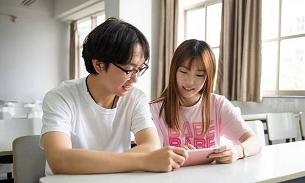 有书英语培训怎么样_英语培训教材一千多_培训班英语教材