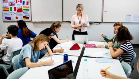 辅导英语学校_辅导学生英语_英语学习辅导