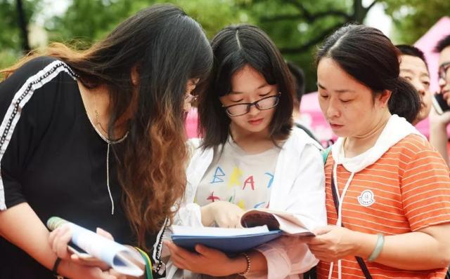 后悔英语学专业怎么办_英语差后悔选英语专业_学英语专业后悔了