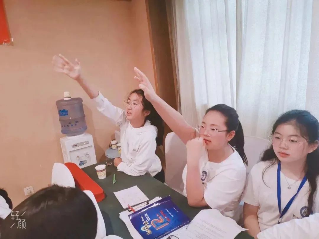 成人外教英语班怎么样_成人外语班收费大概多少_一对一成人英语外教班