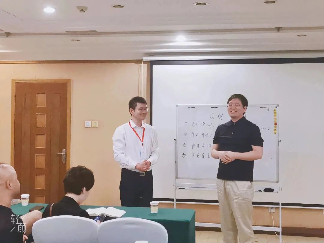一对一成人英语外教班_成人外语班收费大概多少_成人外教英语班怎么样