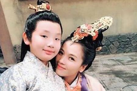 外教英语一对一出国_出国外教英语好吗_去国外做外教