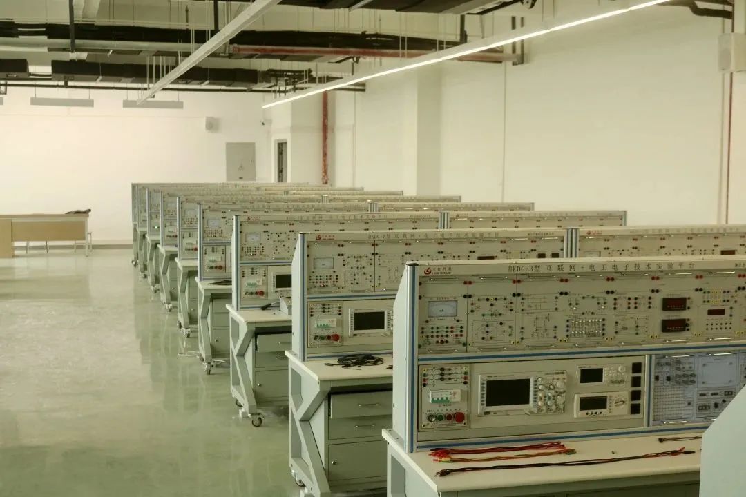 宜宾外语培训机构_宜宾外教一对一_宜宾外语学校