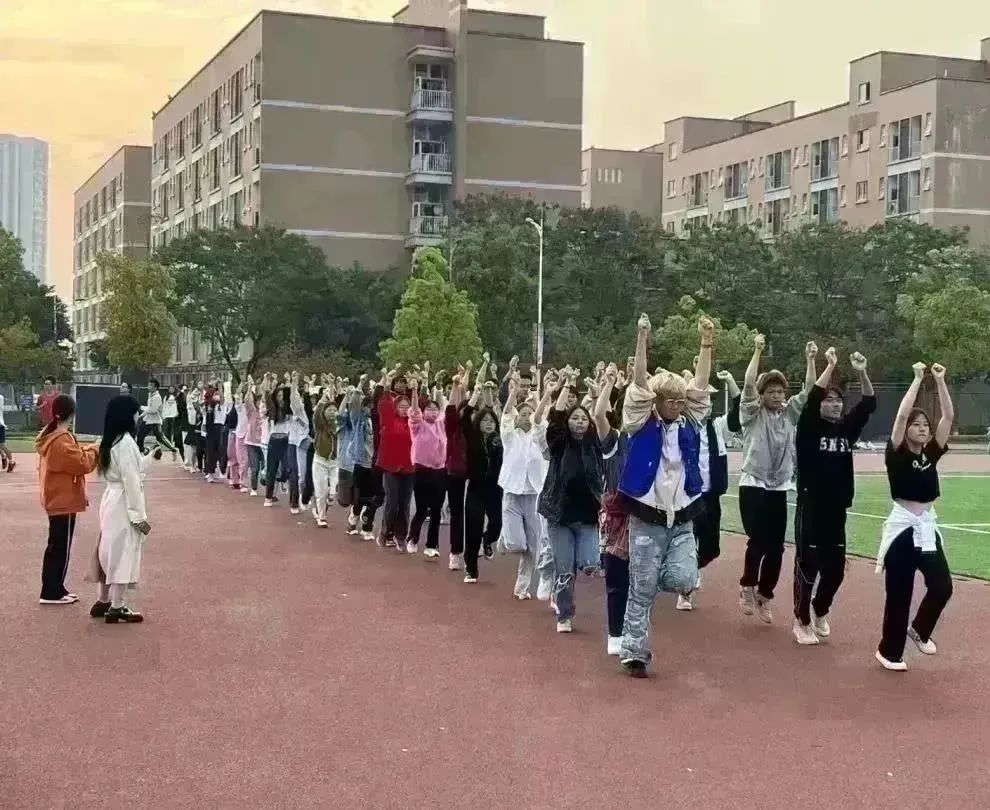宜宾外语学校_宜宾外语培训机构_宜宾外教一对一
