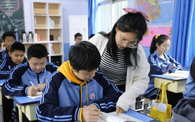 开始学英文_开始英语学校怎么样收费是多少_35岁开始学英语