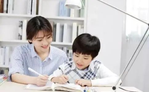 阿卡索英语收费标准_阿卡索在线童英语价格_英语在线教学阿卡索很不错
