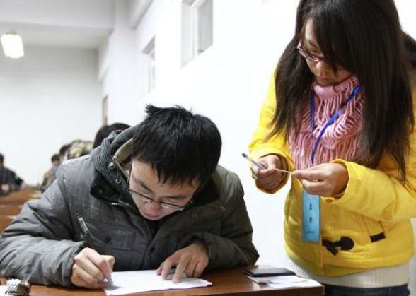 英语专业六级难度_六级英语好难_英语专四和六级哪个难