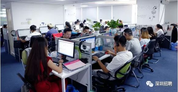 阿卡索外教网课程开发_阿卡索外教网教材选择_阿卡索外教网上课半年的感受