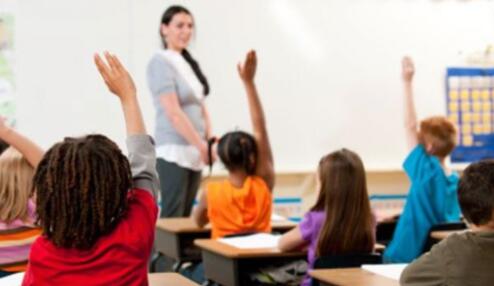 学德语英语会变差吗_英语学德语的书_同时学英语和德语