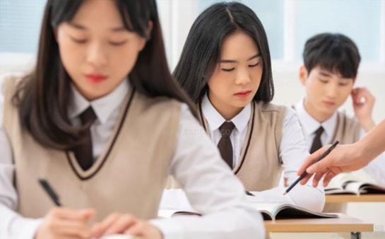 英语培训机构费用是怎么算的_英语培训学校价目表_英语培训机构价目表