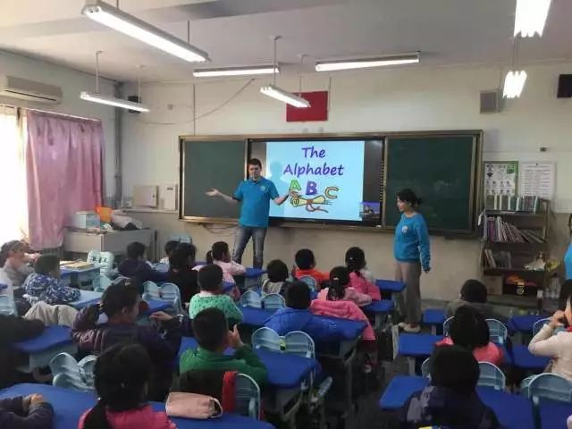 青岛外语培训_青岛外教_外教英语一对一青岛