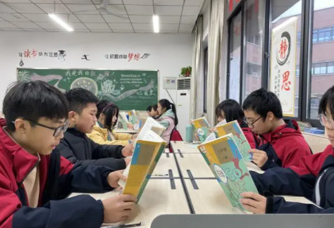 单词英语基础学什么内容_零基础学英语单词_单词英语基础学什么好