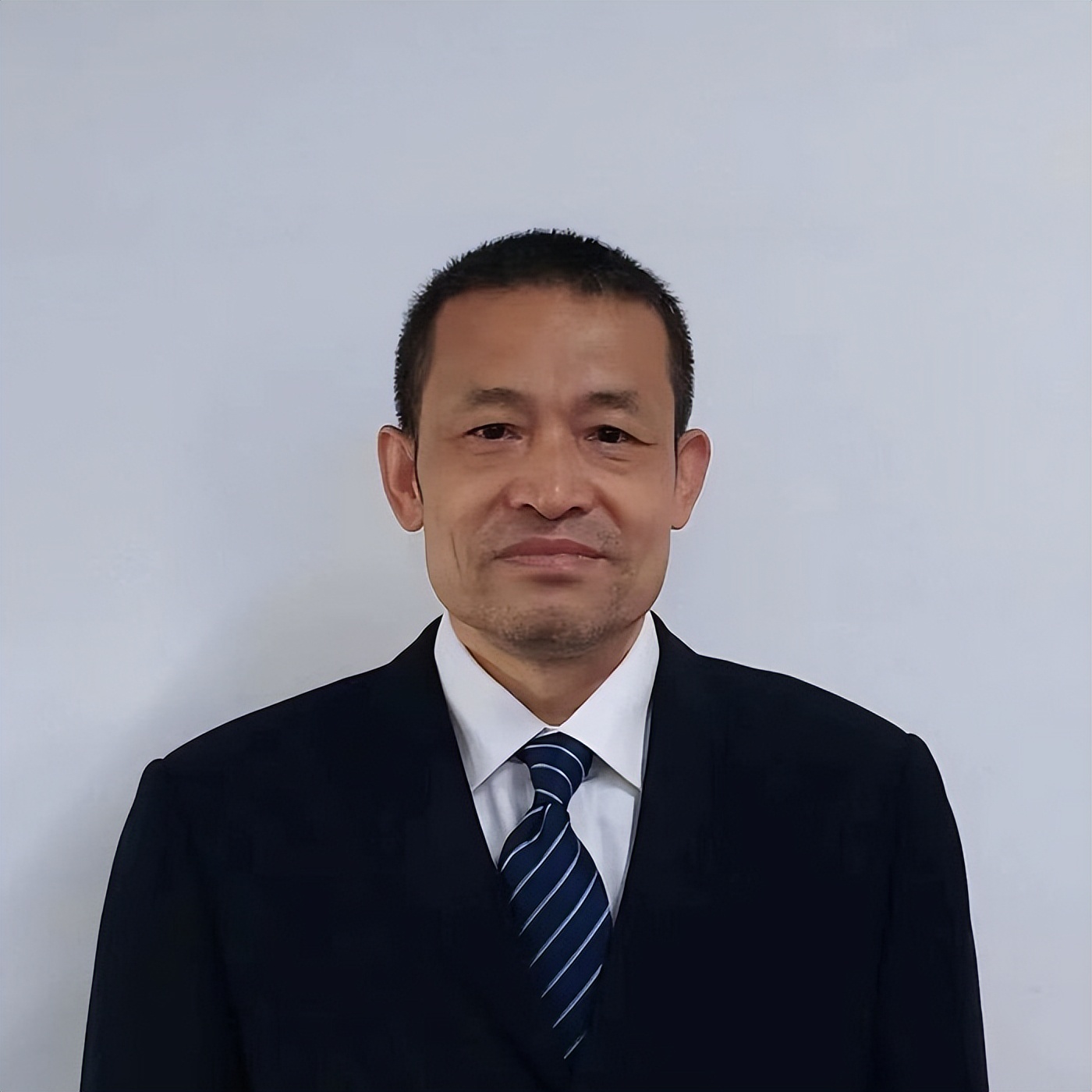 深圳学英语在哪里学_学英语深圳(s)报纸七上_学英语深圳s版七上