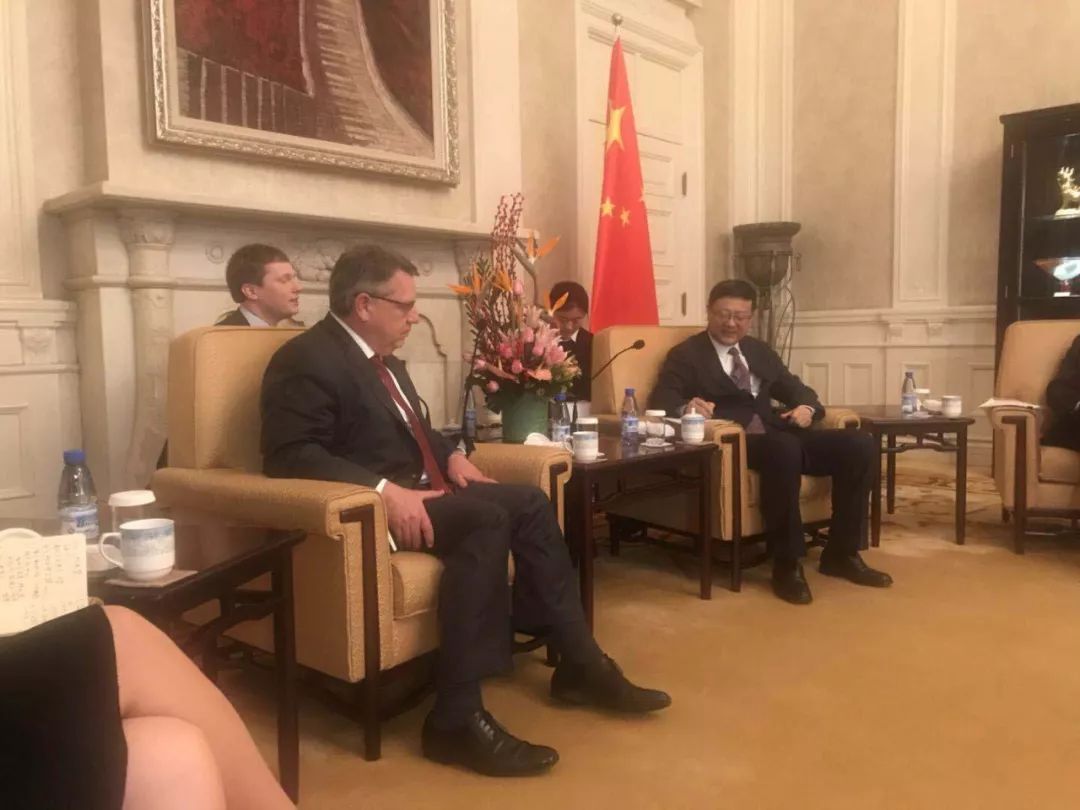 英国人学英语学音标吗_英国的学生英语_英国人是怎么学英语的
