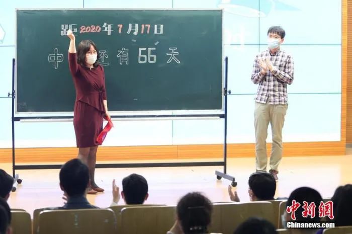 英语口语训练app哪个好_学英语口语的最好的app_练习英语口语英语