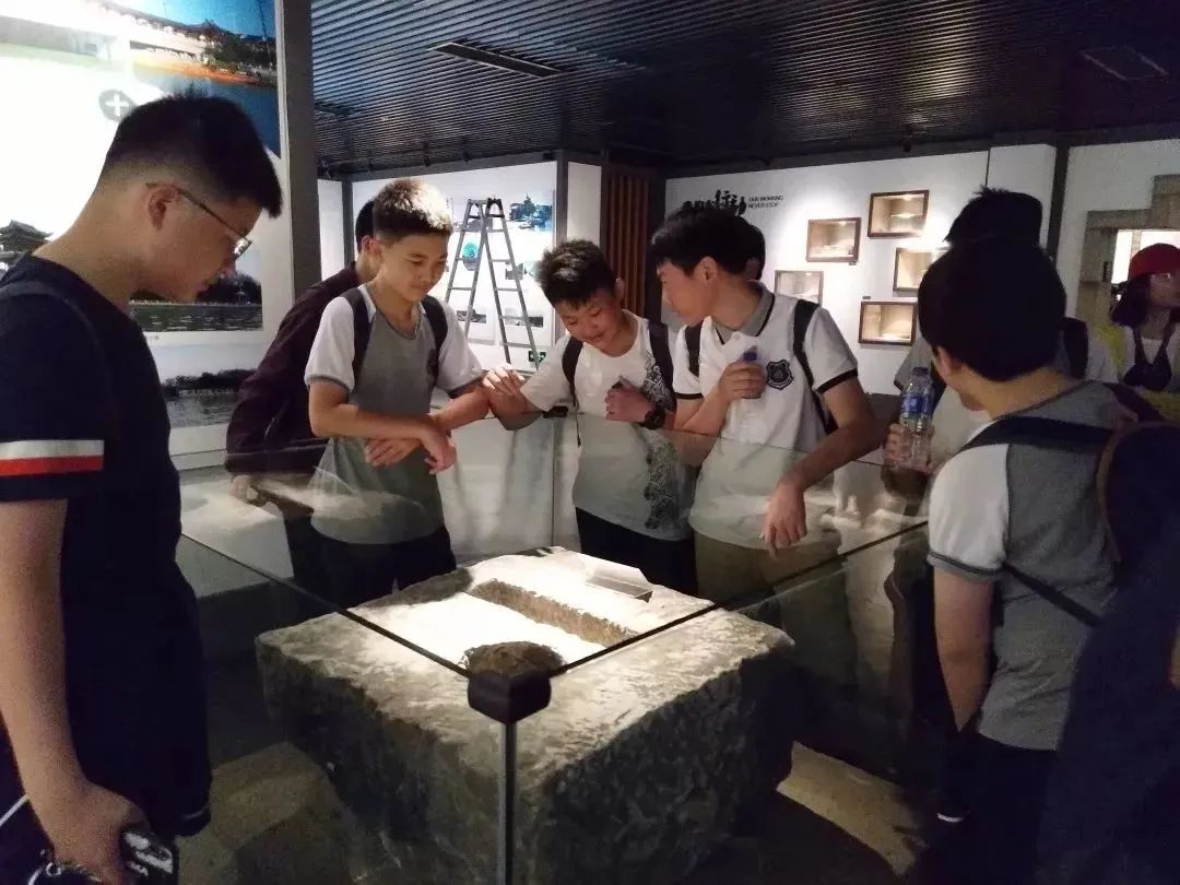 成人一对一外教西班牙语平台_西班牙语培训外教一对一_西班牙外语学校