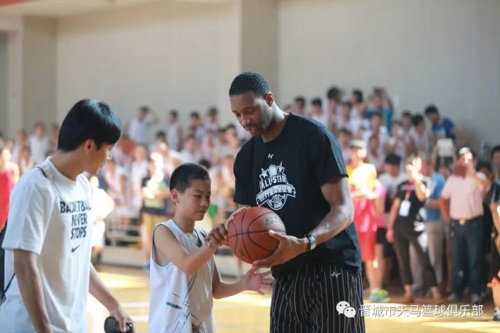 太原外教篮球训练营一对一_太原篮球培训_太原市篮球训练营