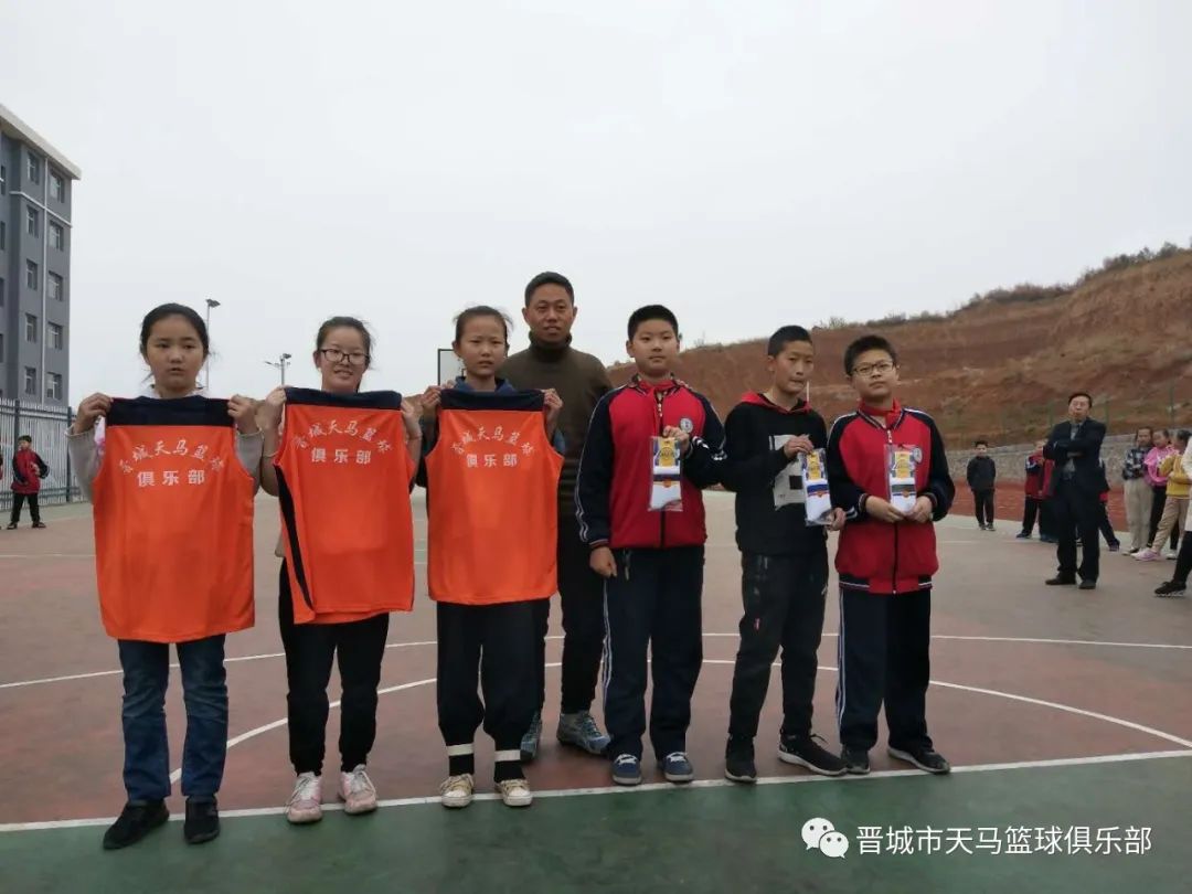 太原外教篮球训练营一对一_太原篮球培训_太原市篮球训练营