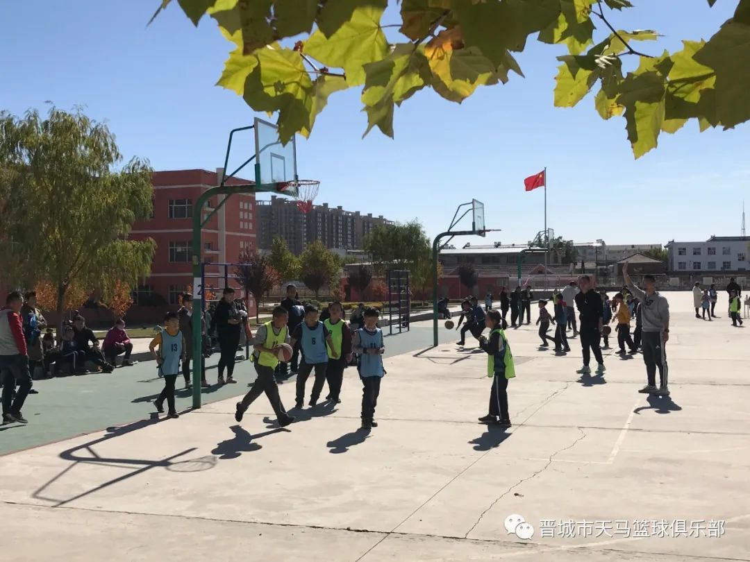 太原篮球培训_太原外教篮球训练营一对一_太原市篮球训练营