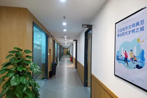 深圳请外教一节课多少钱_深圳外教一对一 授课多少钱_深圳培训机构老师课时费