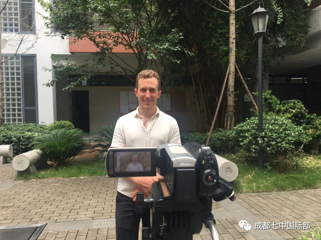 外教物理一对一教学_外国物理课视频_物理外教教学反思