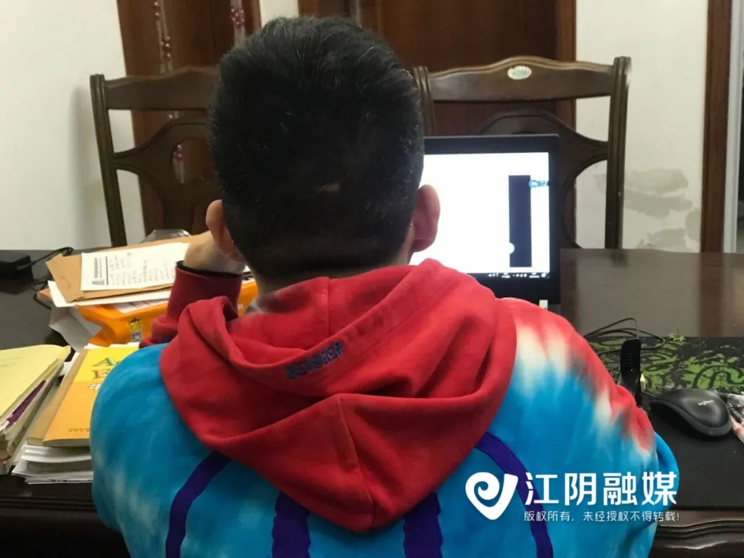 上网用英语的三种表达方式_上网用英语_上网英语咋写