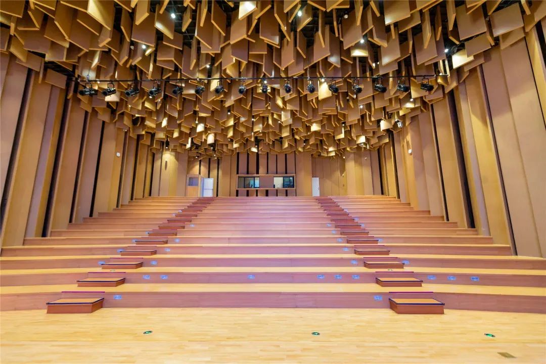 金华外教聘_金华外国学校_金华请外教一对一