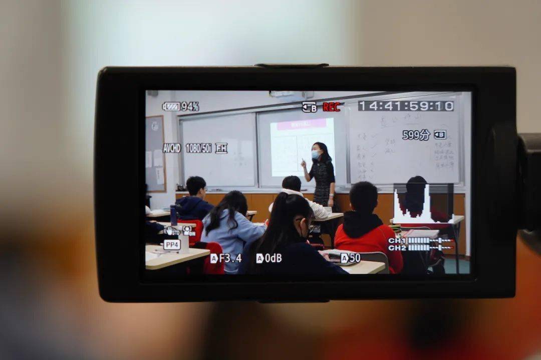 外教教学的好处_think一对一教学外教_外教教学交流会