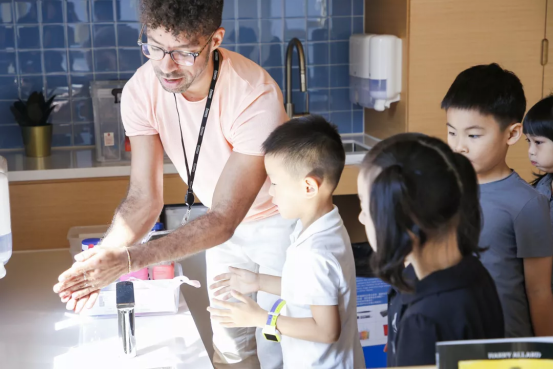 英语学习软件_英语学习基础入门_到底怎么学英语