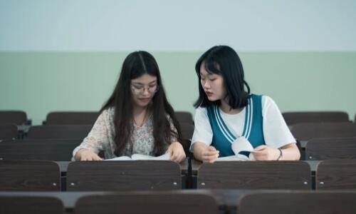 阿卡索成人英语一年有什么水平_成人英语阿卡索一年课后的感受_阿卡索和51talk成人英语怎么样