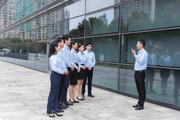 外教德语口语班_德语外教一对一价格_一对一德语外教哪个好些