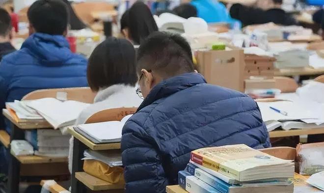考研人数下降优势_考研英语难吗_考研心态调整